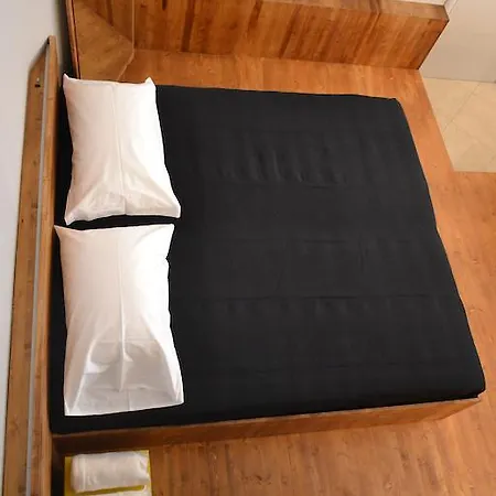 Loft Gb * بولينيانو آ ماري